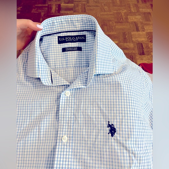 US Polo Assn Men’s Button Up Long Sleeve Dress Shirt - Blue and White Grid - Picture 3 of 7